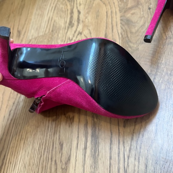 Loft Barbie Pink Suede Heeled Bootie - Ellie Bootie NWOT - Picture 7 of 7